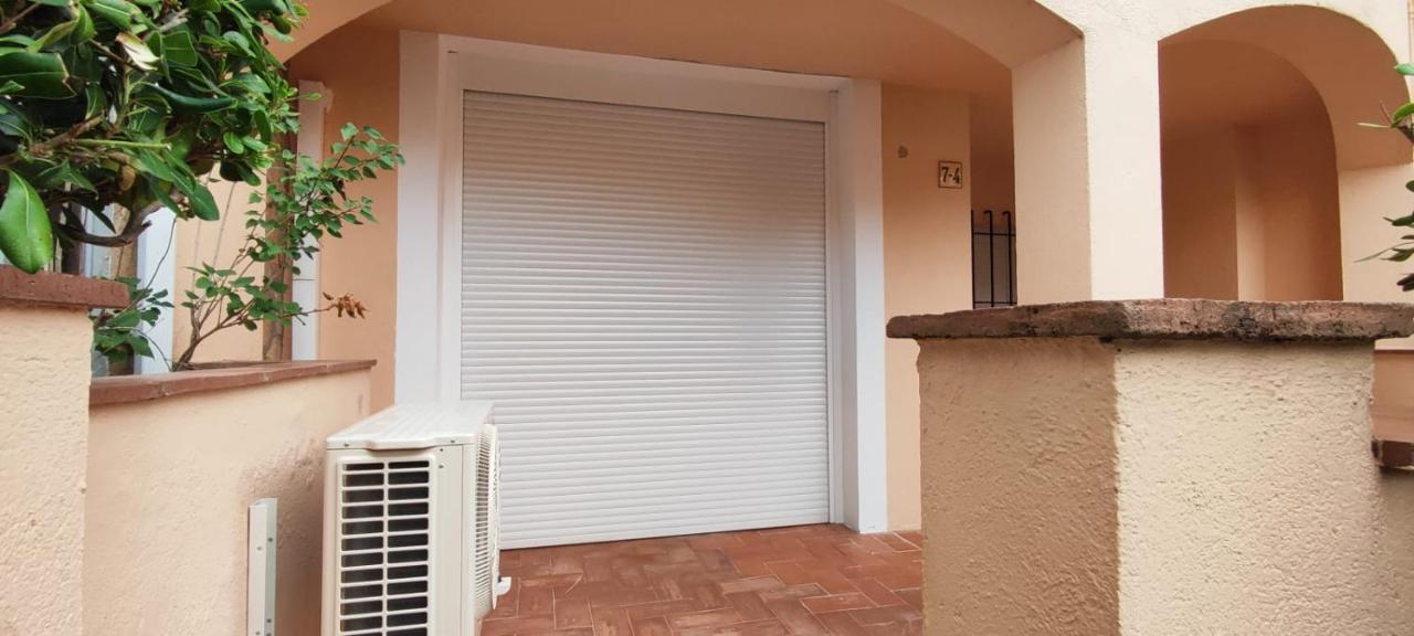 Appartement Емпуриабрава Екстериор снимка