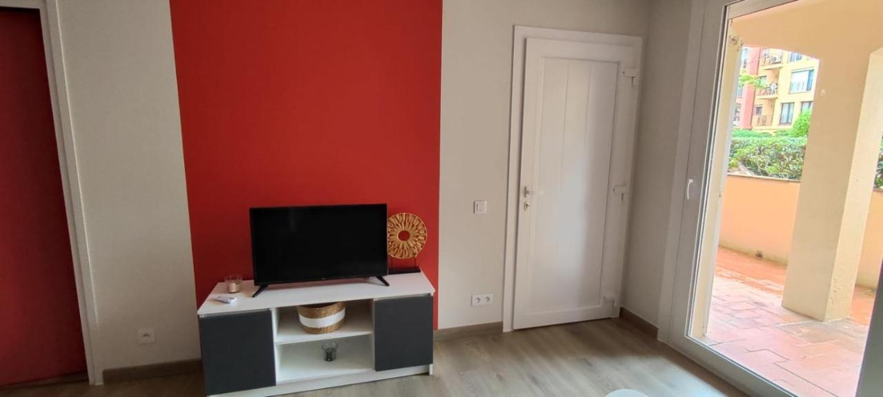 Appartement Емпуриабрава Екстериор снимка