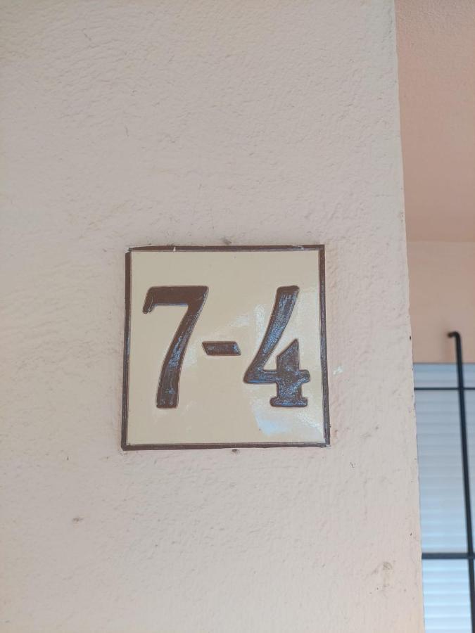 Appartement Емпуриабрава Екстериор снимка